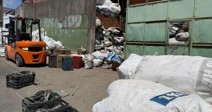 Segundo a PC o material foi furtado e vendido a preço baixo.