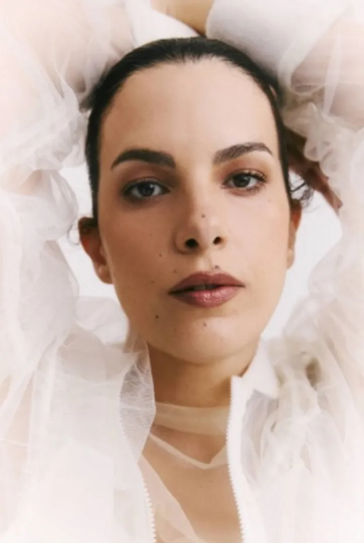 Céu fala sobre o seu primeiro álbum, lançado há mais de 20 anos