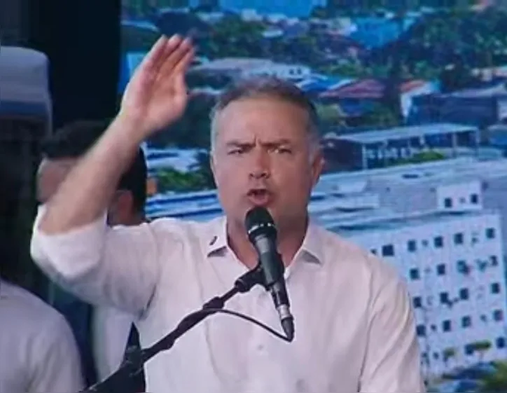 Renan Filho enalteceu as ações do Governo Lula