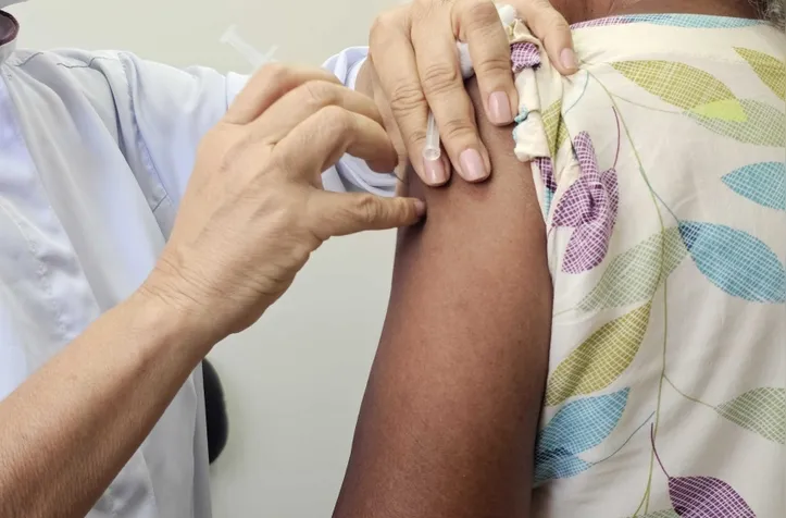 Imagem ilustrativa da imagem Vacinação de bloqueio contra a meningite será aplicada até o dia 6 de fevereiro