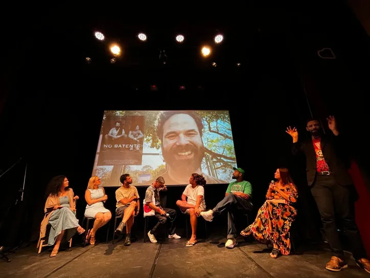 Imagem ilustrativa da imagem Vida longa ao Homerinho: um ano de palco, rua e povo
