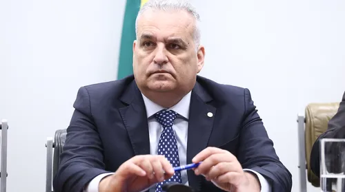 Gaspar diz que tendência é concorrer a uma das vagas no Senado - Imagem