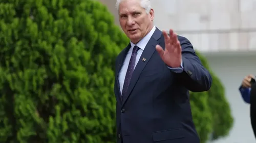 Presidente de Cuba diz estar disposto a dialogar com os EUA - Imagem