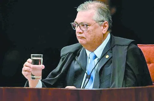 A bandeira da ética e um novo Xandão para a sociedade chamar de seu