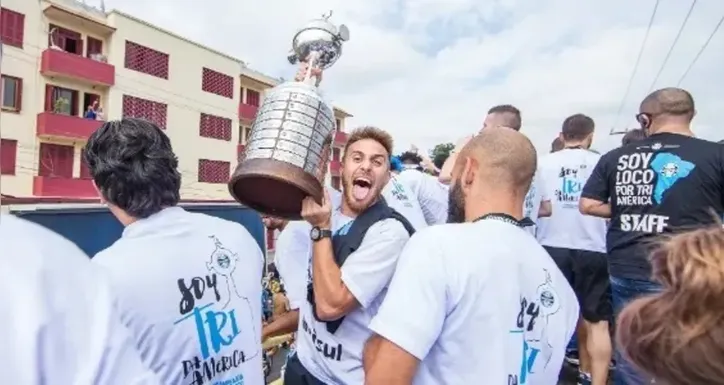 Zagueiro Bressan já foi campeão da Libertadores pelo Grêmio