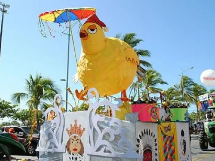 Transmissão ao vivo mostra o bloco de Maceió para todo o Brasil