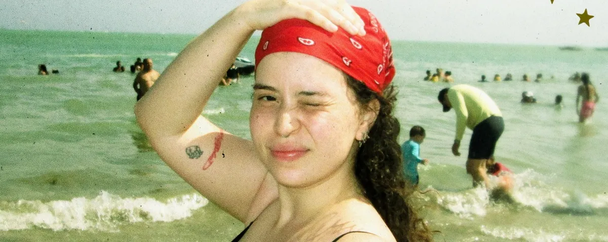 Cantora alagoana celebra nova fase com o single “É assim que deve ser”