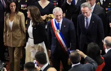 José Antonio Kast toma posse como novo presidente