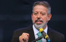 Lira afirma não se incomodar com pressão do MDB sobre prefeitos