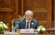 Lula avança sobre big techs e critica modelo de negócio