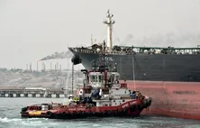 Marinha americana pode escoltar petroleiros no Estreito de Ormuz