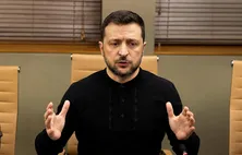 Zelensky ameaça atacar Rússia durante festa do Dia da Vitória