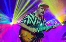 Wado e Bloco dos Bairros Distantes são atrações desta Quarta-feira de Cinzas em Maceió