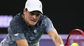 Fonseca perde para Jannik Sinner, mas vê evolução em seu jogo