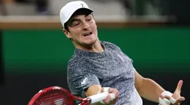 João Fonseca passa pela estreia e desafia Alcaraz em Miami