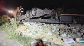 Motorista morre após carreta tombar na rodovia AL-140, em Mata Grande