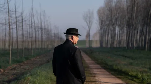 'A Graça', de Paolo Sorrentino intercala rigor formal e flertes com excessos - Imagem