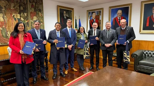 Delegação acadêmico-científica de Alagoas visita Instituto de Ciências Sociais de Portugal - Imagem