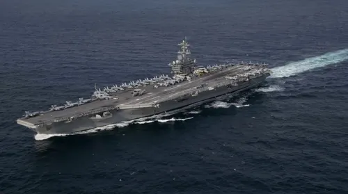Governo iraniano diz ter atingido porta-aviões dos EUA - Imagem
