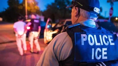 Governo Trump vai retirar agentes do ICE de Minnesota - Imagem