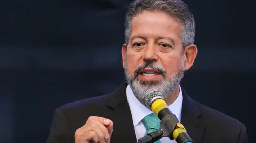 Lira afirma não se incomodar com pressão do MDB sobre prefeitos - Imagem