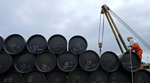 Mais de 30 países vão liberar 400 mi de barris de petróleo - Imagem