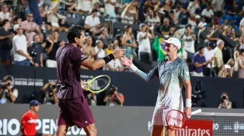 Marcelo Melo e João Fonseca são campeões de duplas do Rio Open - Imagem