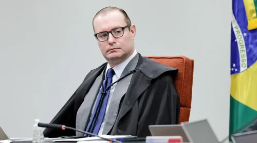 Zanin nega pedido para abertura da CPI e devolve decisão à Câmara

e devolve decisão à Câmara - Imagem