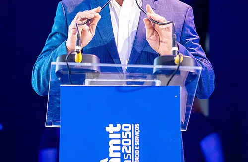 ‘AL precisa construir sua própria agenda de desenvolvimento’