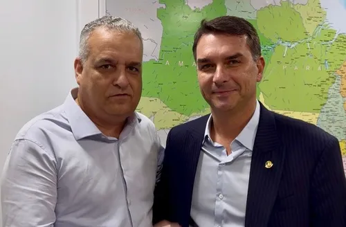 Bolsonaristas em AL minimizam impacto de áudio envolvendo Flávio