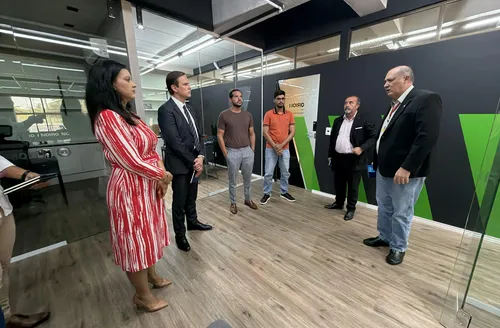 Comitiva da Universidade de Lisboa visita Centro de Inovação de Jaraguá