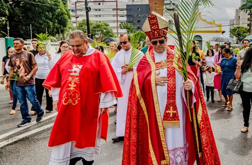 De Domingo de Ramos à Páscoa: Semana Santa mobiliza fiéis em Maceió e no interior