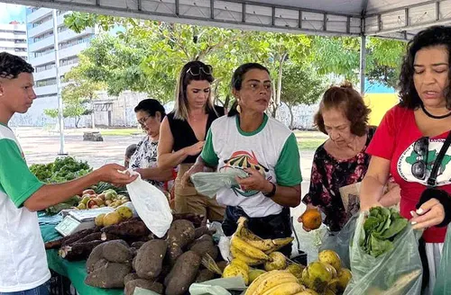 Feira celebra Semana da Água com agricultura familiar