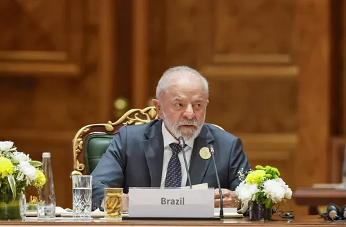 Lula avança sobre big techs e critica modelo de negócio