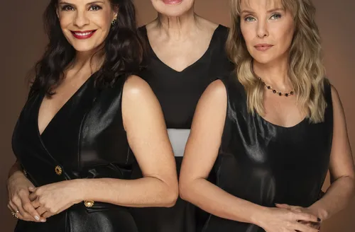 Peça “Três Mulheres Altas” reúne as atrizes Ana Rosa, Helena Ranaldi e Fernanda Nobre em Maceió