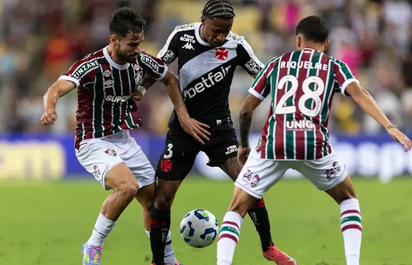 Vasco e Flu duelam no jogo de ida da semifinal do Carioca