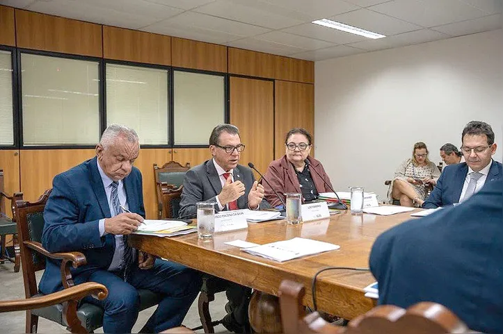 Ministro Luiz Marinho anuncia criação de empregos em janeiro