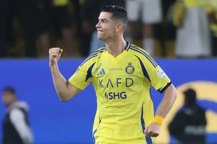 CR7 se reapresentou e participou dos treinamentos do Al-Nassr
