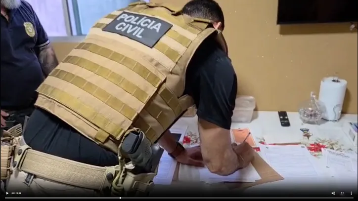 Imagem ilustrativa da imagem Gerente de banco é alvo de busca e apreensão por suspeita de desvio de R$ 500 mil de empresa cliente