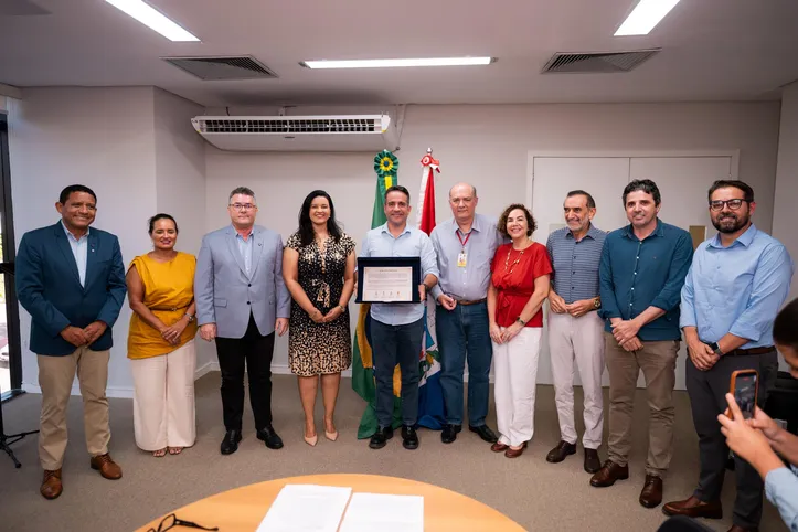 Governador Paulo Dantas foi homenageado pelas instituições públicas de ensino superior em AL