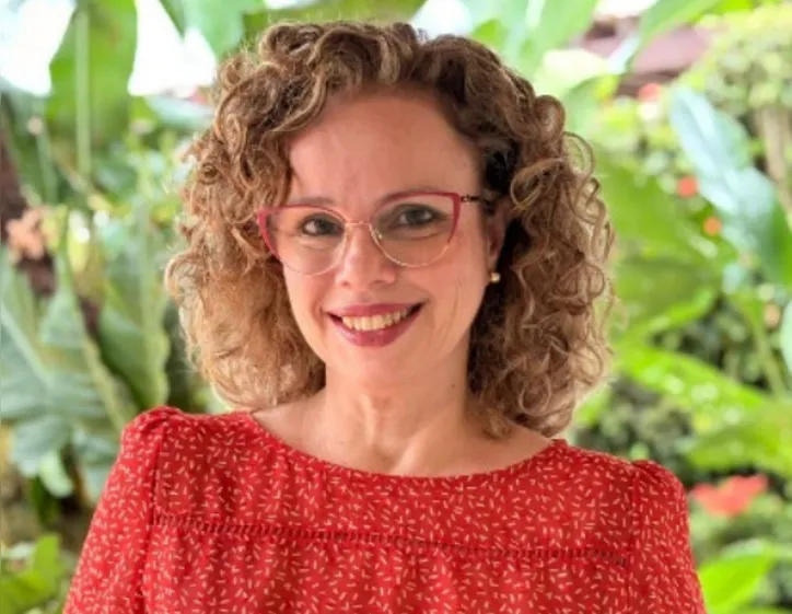 Autora Adriana Capretz ressalta importância de registrar essas histórias