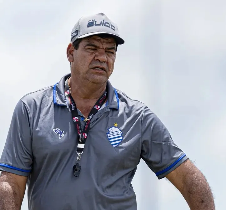 Moacir Júnior diz que fica no CSA