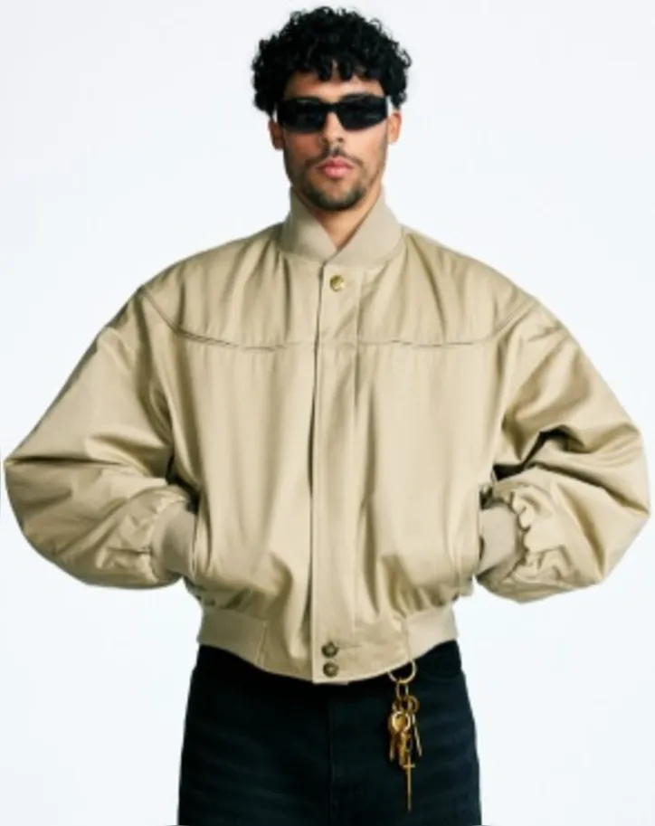 Imagem ilustrativa da imagem Modelo e irmão de Bad Bunny, Bernie Martinez conquista a web