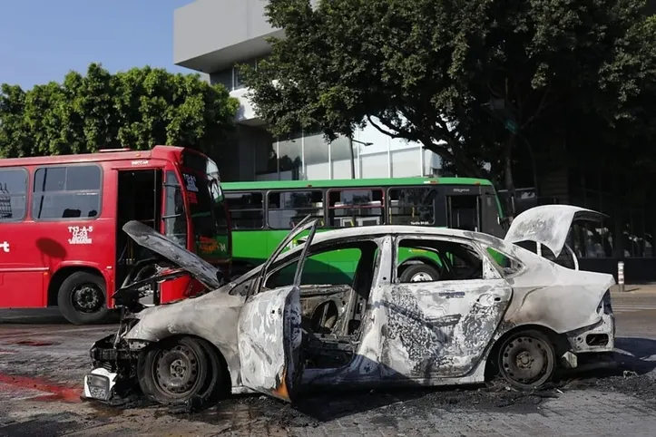 foram registrados ataques coordenados em diferentes regiões do país