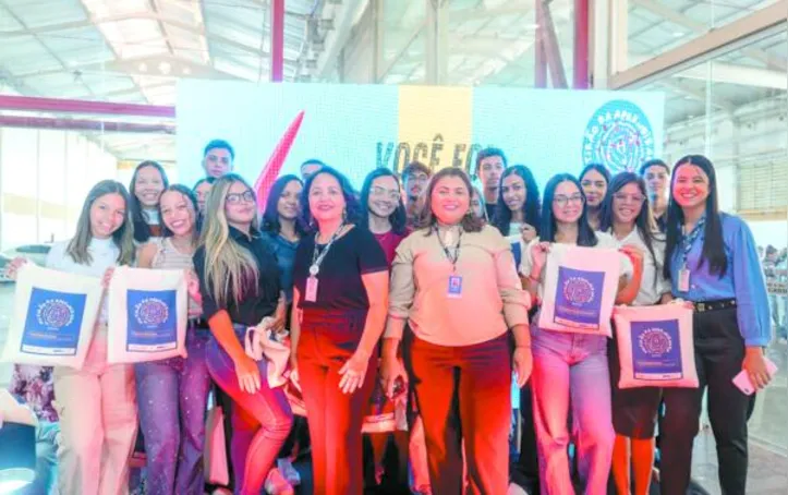 A Usina Caeté conduziu processos seletivos e efetivou a contratação de 20 aprendizes para a Unidade Marituba, no curso de Assistente de Logística, em parceria com o Senai