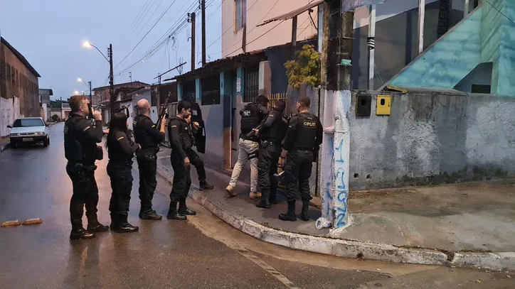 Imagem ilustrativa da imagem Operação Cerco Fechado prende 21 pessoas na capital e interior do Estado
