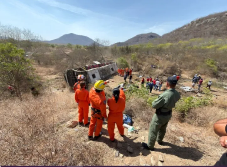 Imagem ilustrativa da imagem Perícia constata que não houve falha mecânica em acidente que matou 16 romeiros no Sertão de Alagoas