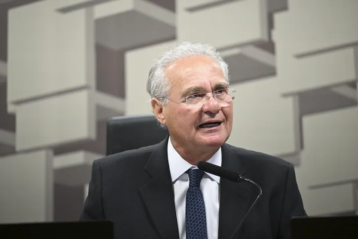 Comissão de Assuntos Econômicos (CAE) realiza reunião para abertura dos trabalhos e demais comunicações.

Mesa: 
presidente da CAE, senador Renan Calheiros (MDB-AL). 

Foto: Saulo Cruz/Agência Senado