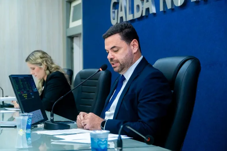 Chico Filho diz ter seguido parecer jurídico para convocar suplentes