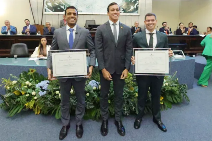 ALE entrega comenda Omar Coelho de Melo para advogados previdenciários